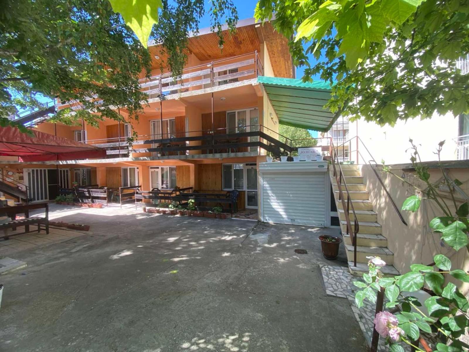 Family Hotel Julian كرانيفو المظهر الخارجي الصورة