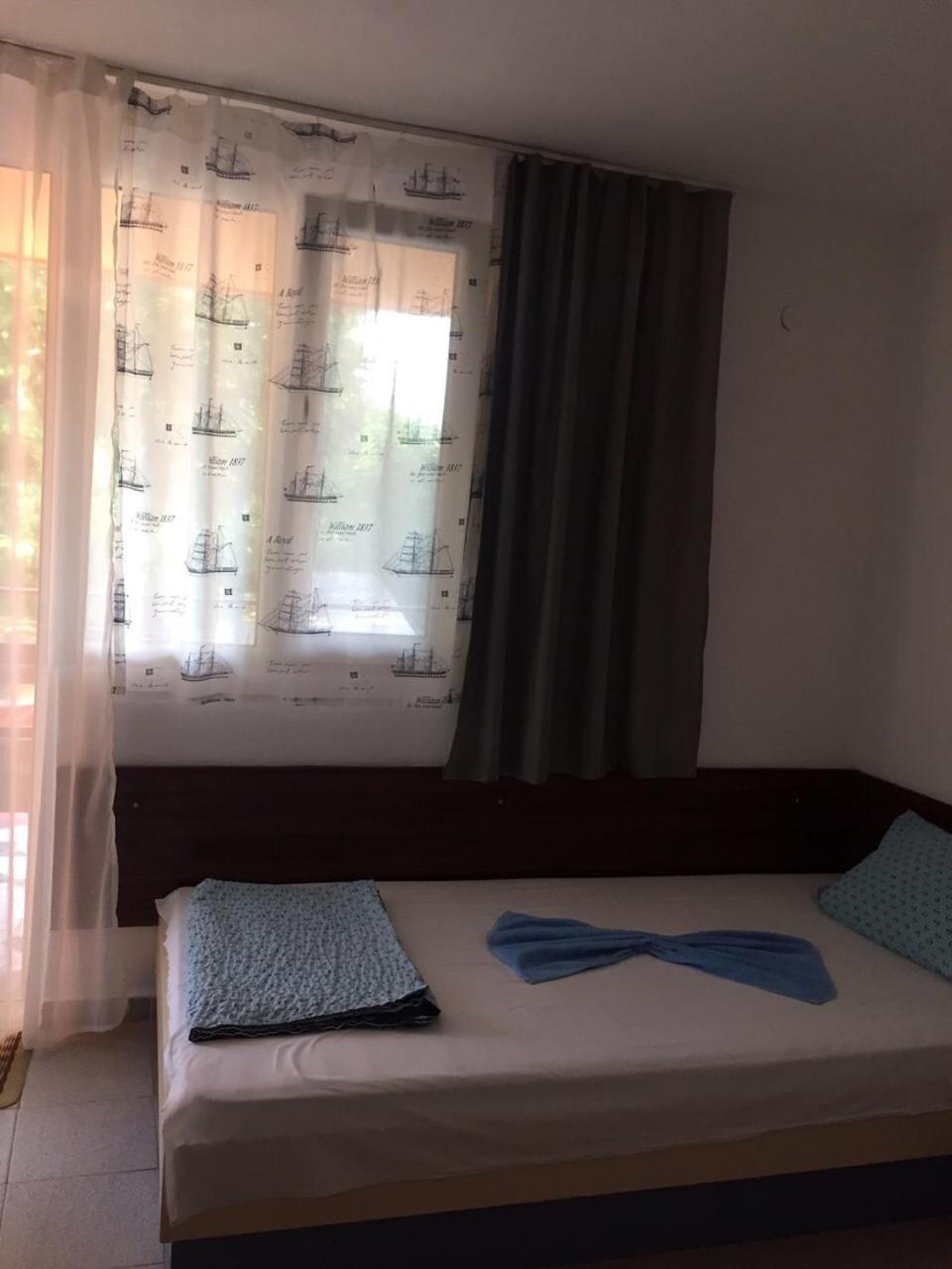 Family Hotel Julian كرانيفو المظهر الخارجي الصورة